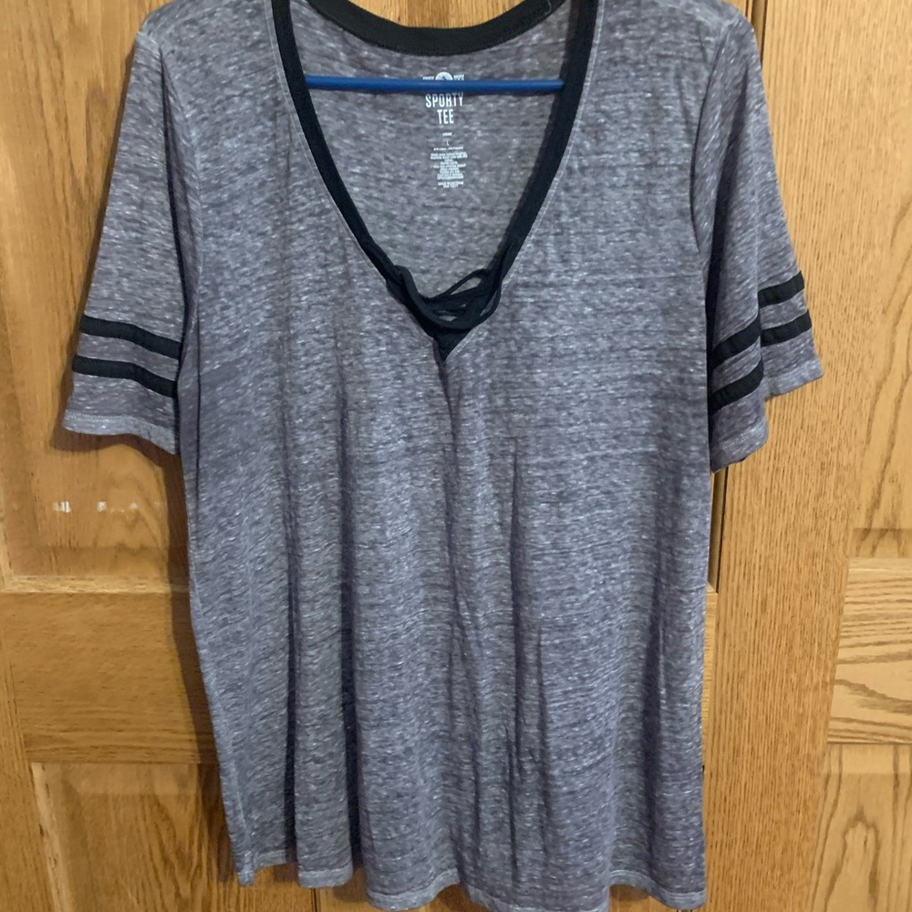 Sporty Tee